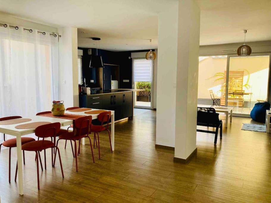 앙제 Quai Sud - Gare, 100 M2, Parking, Wifi, Superette, Lave Linge 아파트 외부 사진